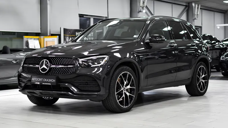 Mercedes-Benz GLC 300 e AMG Line 4MATIC Image 4