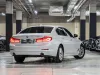 BMW 5-Series Thumbnail 3