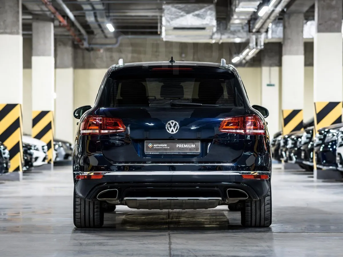 Volkswagen Touareg Image 6