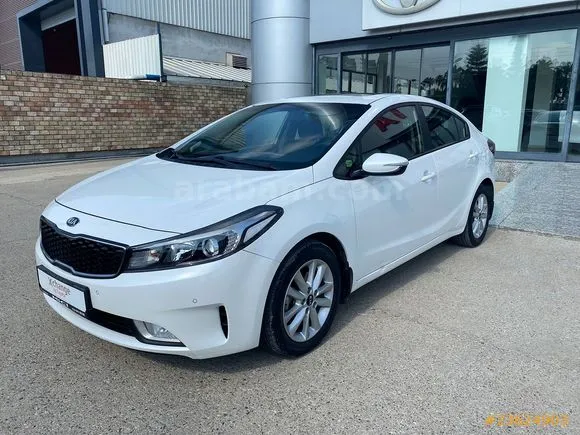 Kia Cerato 1.6 CRDi Comfort Image 1